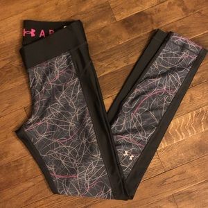 Women’s Under Armour compression leggings